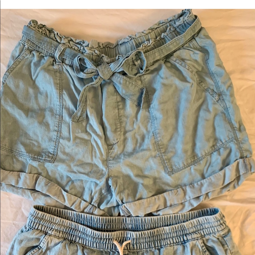 Aerie Womens Chambray shorts Medium 2 pair